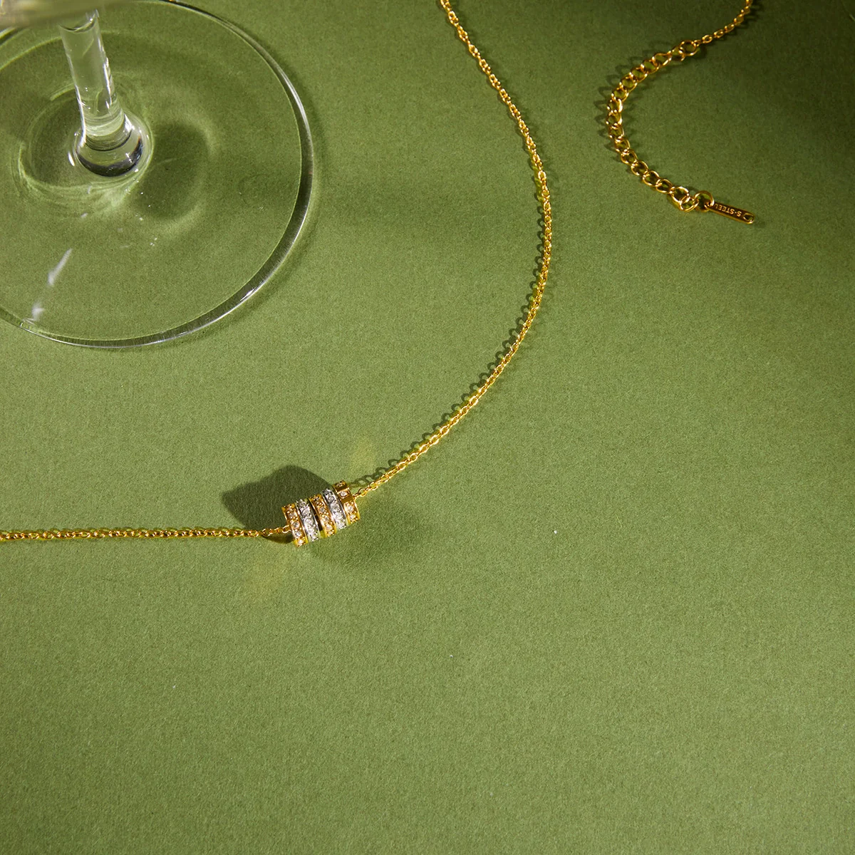 Wholesale Geometric Stainless Steel Vacuum Real Gold Plated Necklace For Women - Image 4