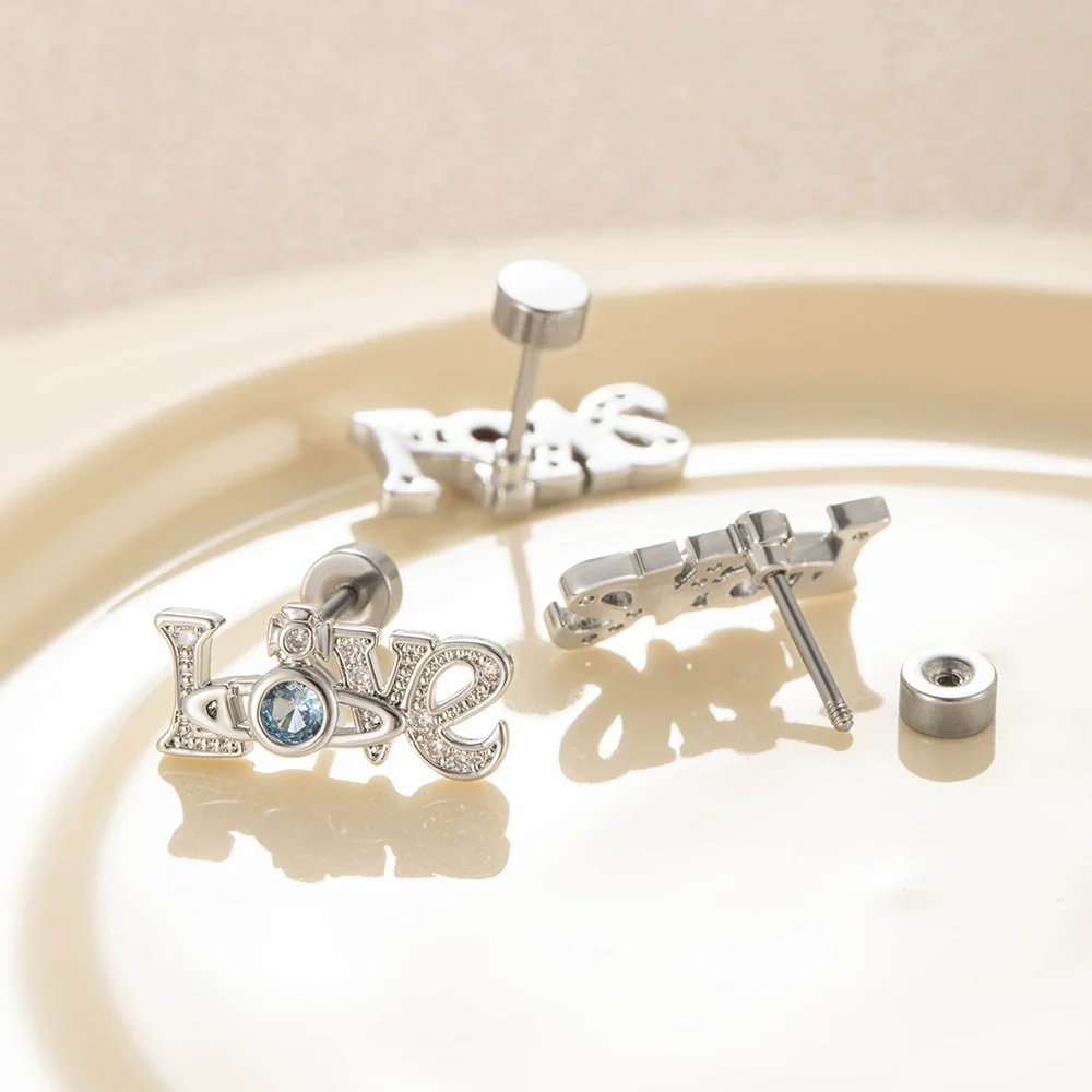 Wholesale Girls Titanium Steel Ear Nails With Geometric Design And Inlaid Zircon