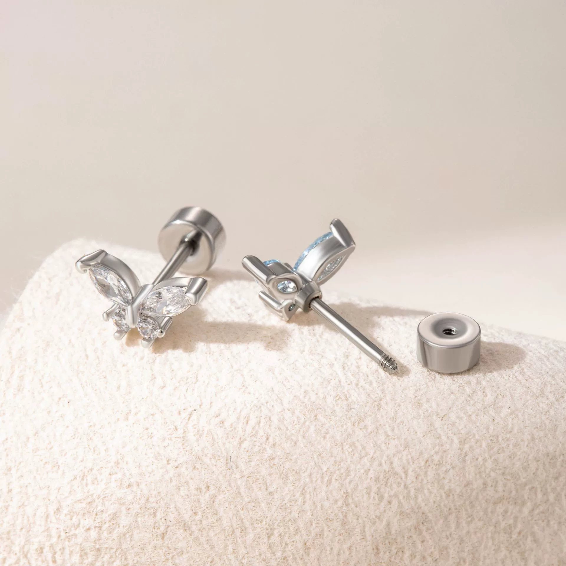 Wholesale Girly Butterfly Titanium Steel Ear Nails With Electroplating And Animal Pattern