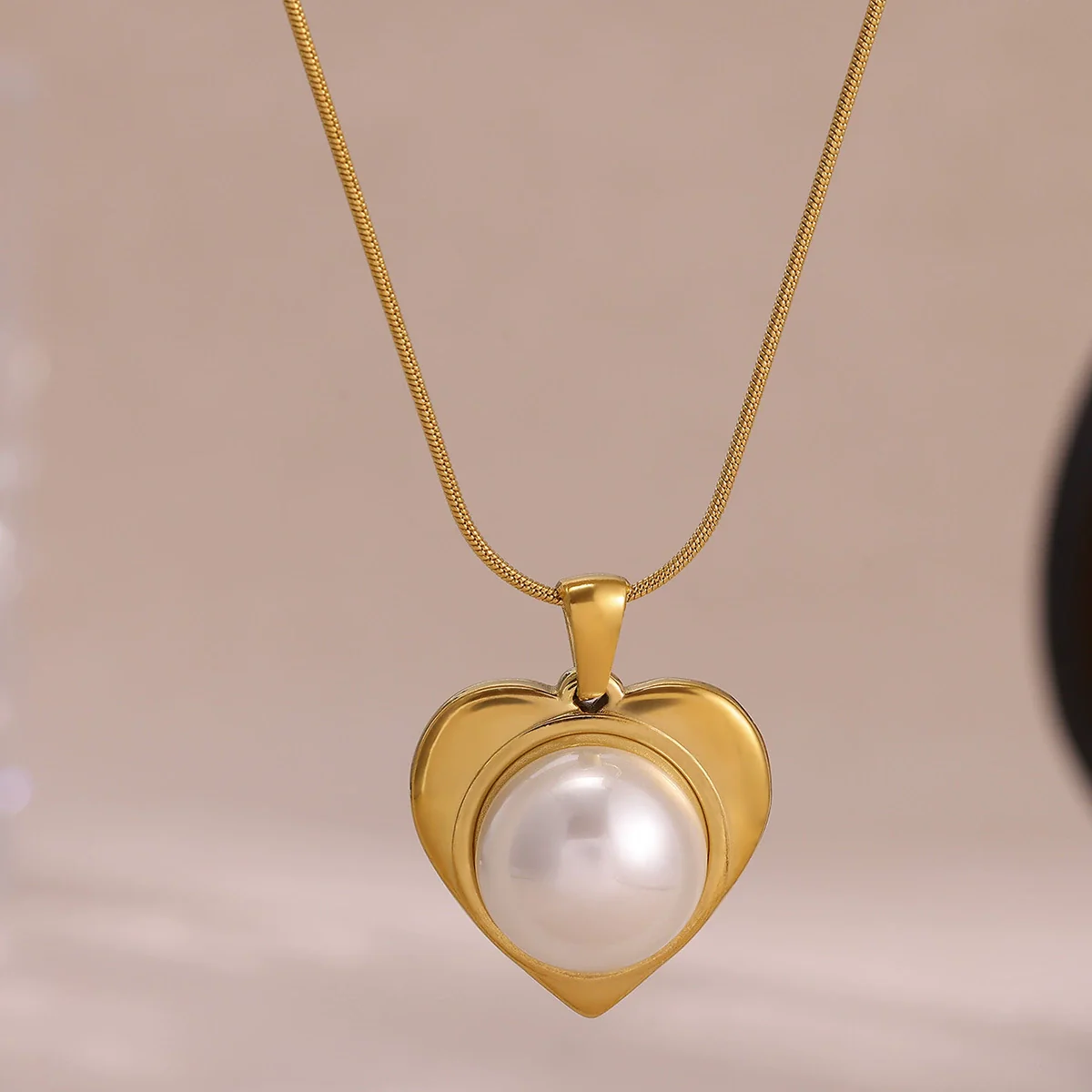 Wholesale Gold Electroplated Stainless Steel Heart Pendant Necklace With Cross Chain For Unisex - Image 2