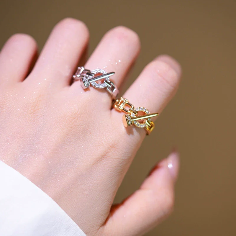 Wholesale Gold Plated Copper Geometric Light Luxury Style Open Hand Jewelry Hip Hop Ring Bracelet For Women - Image 2