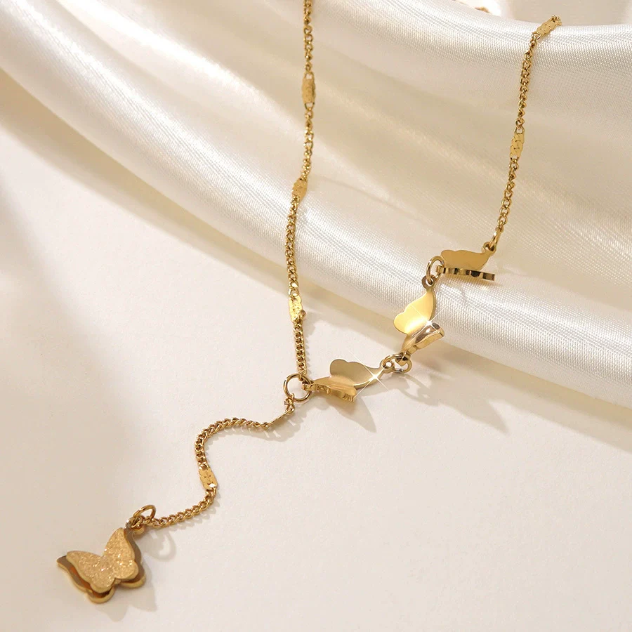 Wholesale Gold Plated Stainless Steel And Titanium Steel Butterfly And Bow Tie Necklace Jewelry For Women Light Luxury Style - Image 2