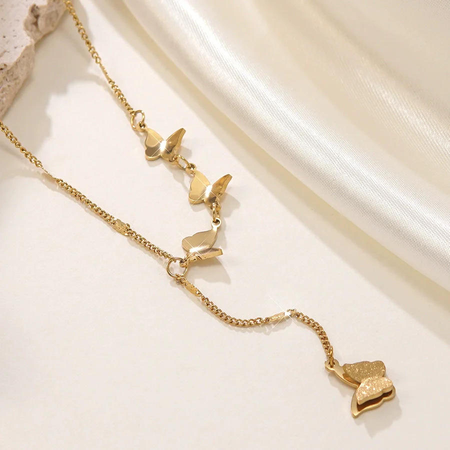 Wholesale Gold Plated Stainless Steel And Titanium Steel Butterfly And Bow Tie Necklace Jewelry For Women Light Luxury Style - Image 3