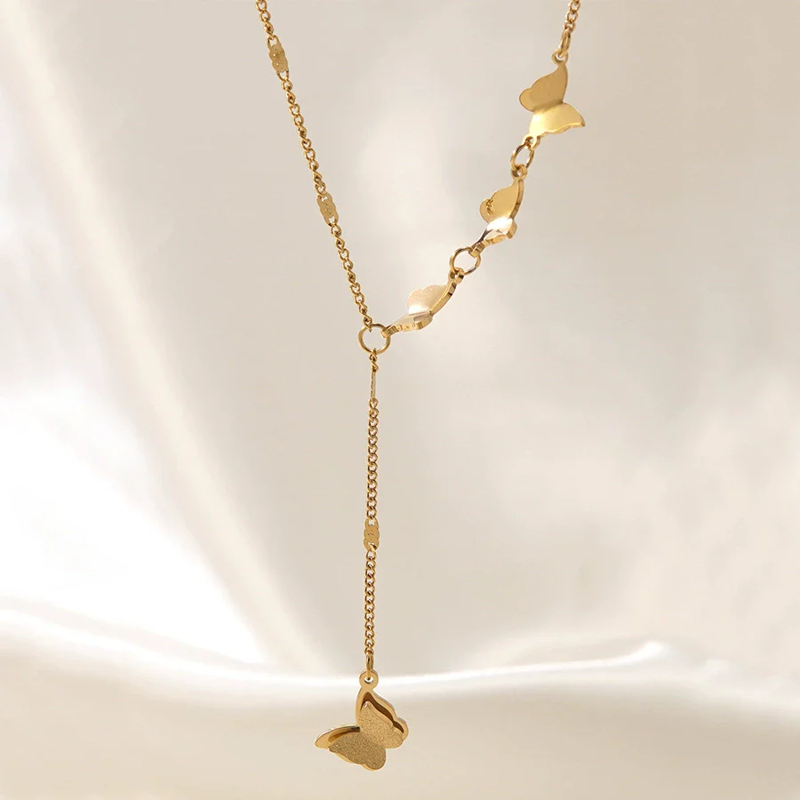 Wholesale Gold Plated Stainless Steel And Titanium Steel Butterfly And Bow Tie Necklace Jewelry For Women Light Luxury Style - Image 6