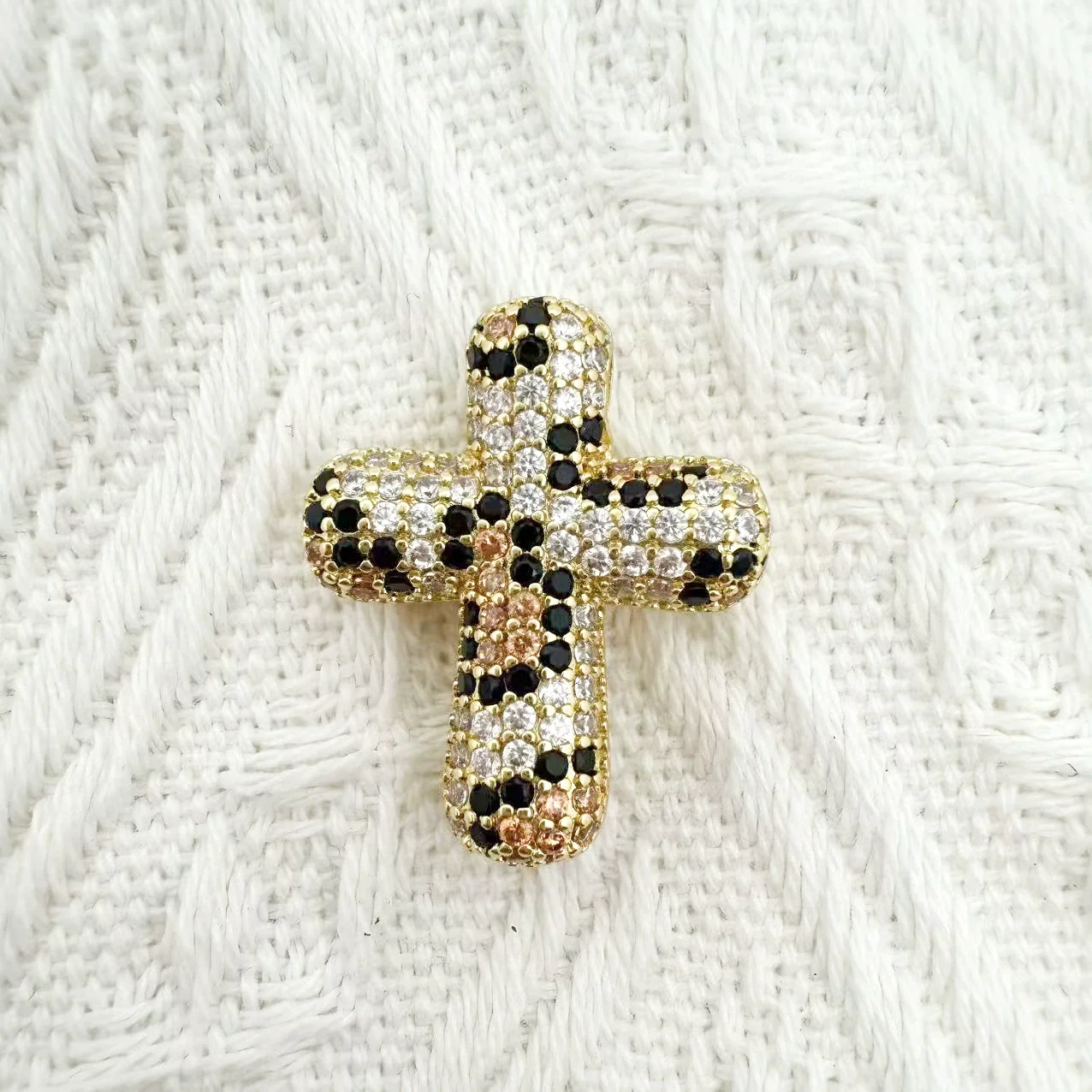 Wholesale Gold Plated Zircon Encrusted Chubby Cross Pendant Diy Jewelry Accessories Made Of Copper - Image 15
