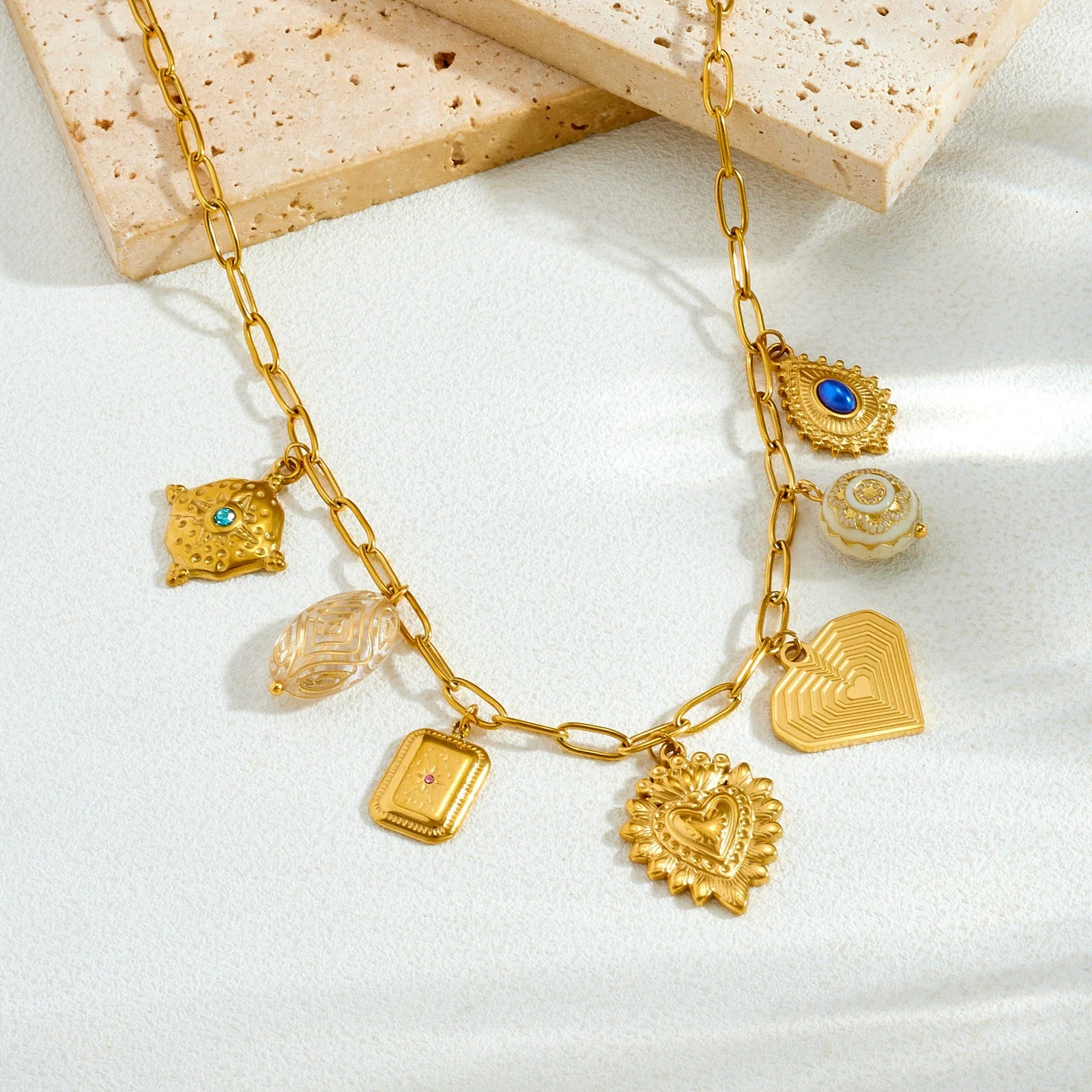 Wholesale Goldplated Stainless Steel Palace Style Heartshaped Pendant Necklace With Cross Round Chain For Women - Image 3