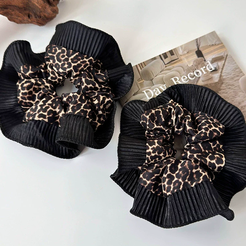 Wholesale Hair Ring Retro Leopard Lace Fabric Handmade Women's Fashion Niche Design Elegant Hair Rope Large Bowel Ring - Image 2