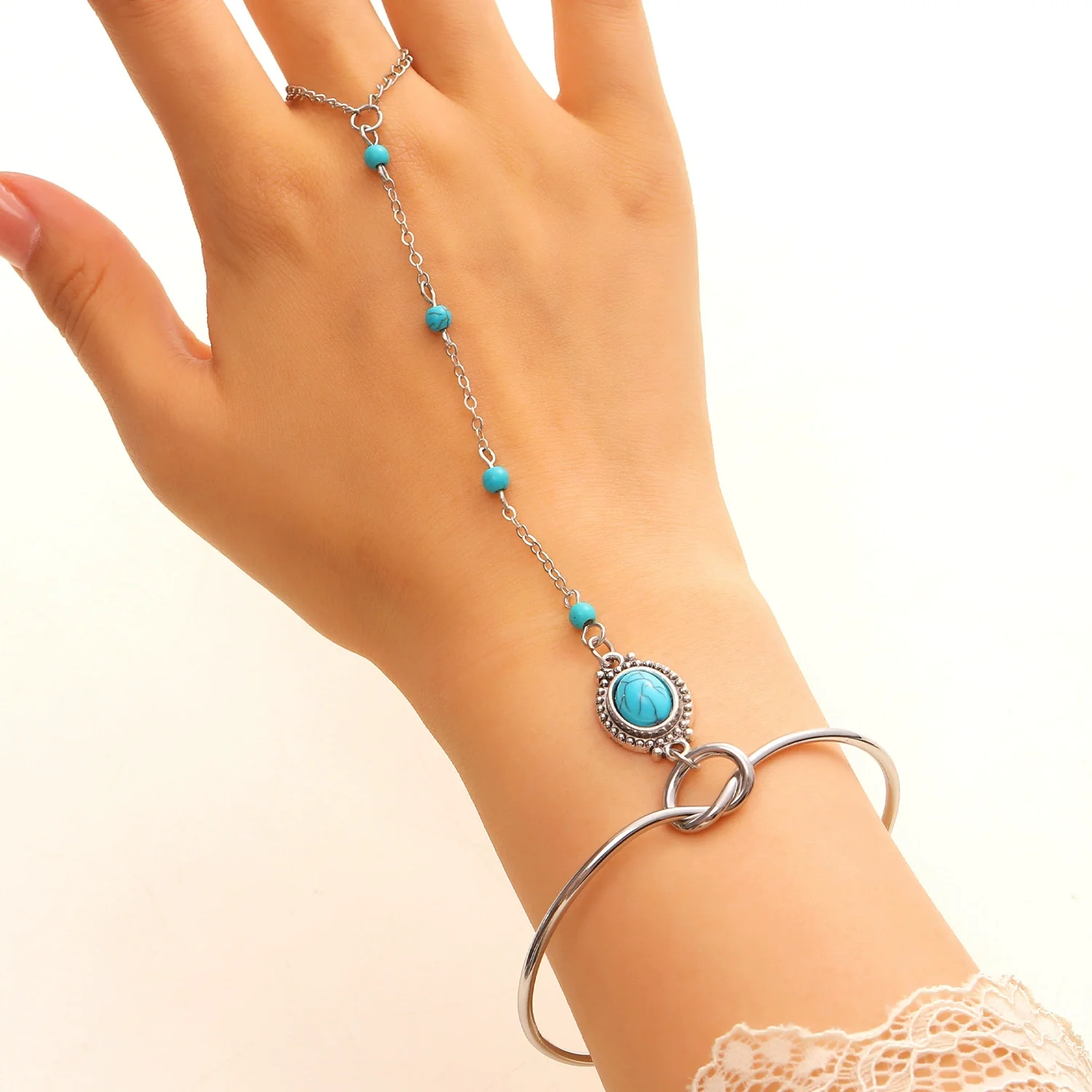 Wholesale Handmade Geometric Iron Finger Bracelet Women's Hand Accessory - Image 9
