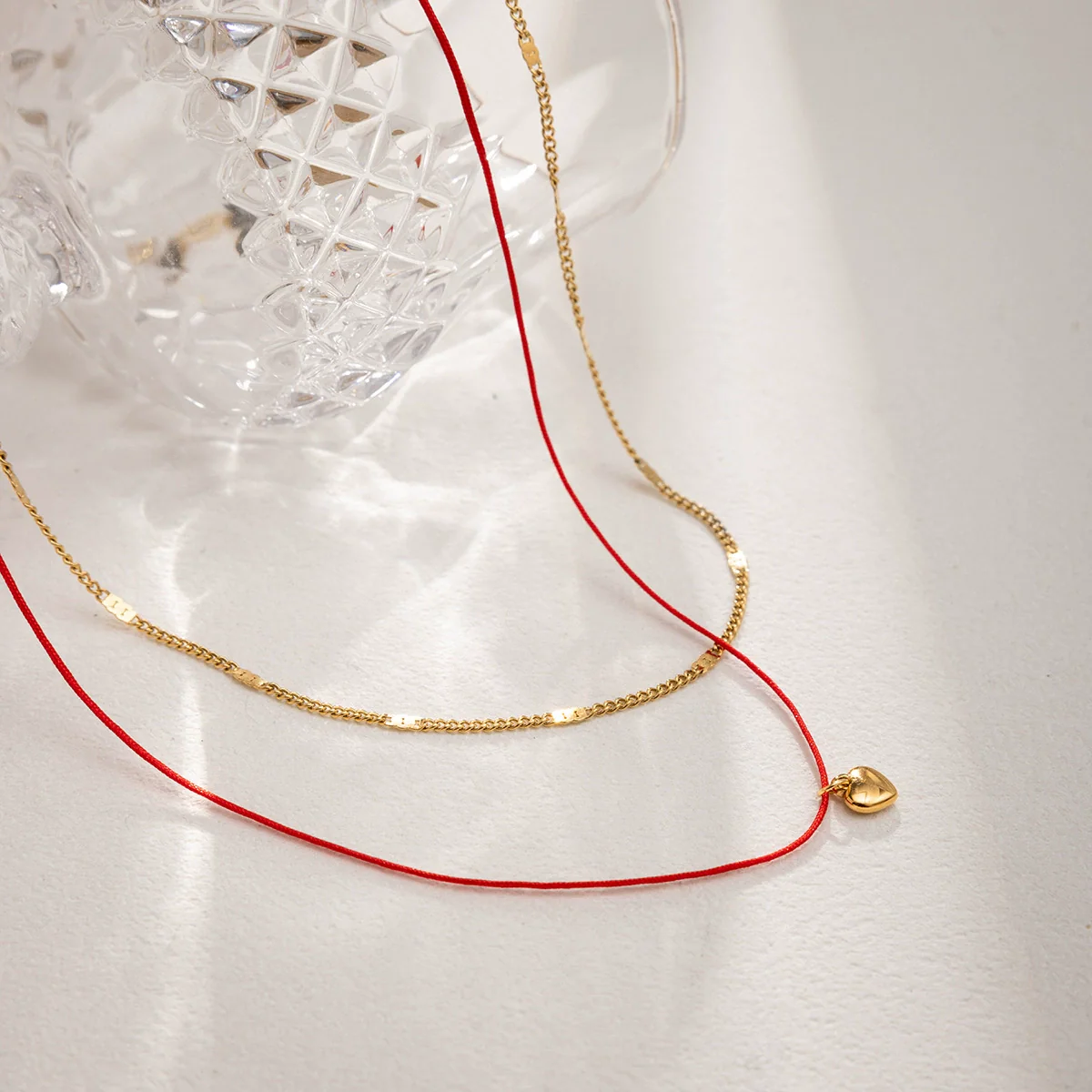 Wholesale Heart Shape Stainless Steel Gold Plated Simple Pendant Necklace For Women - Image 4