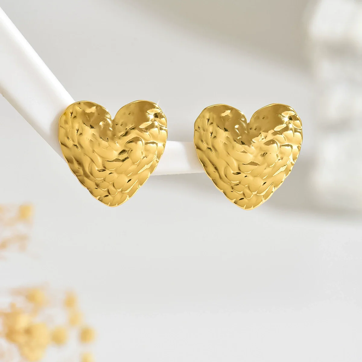 Wholesale Heartshaped Stainless Steel Stamped Earrings For Women