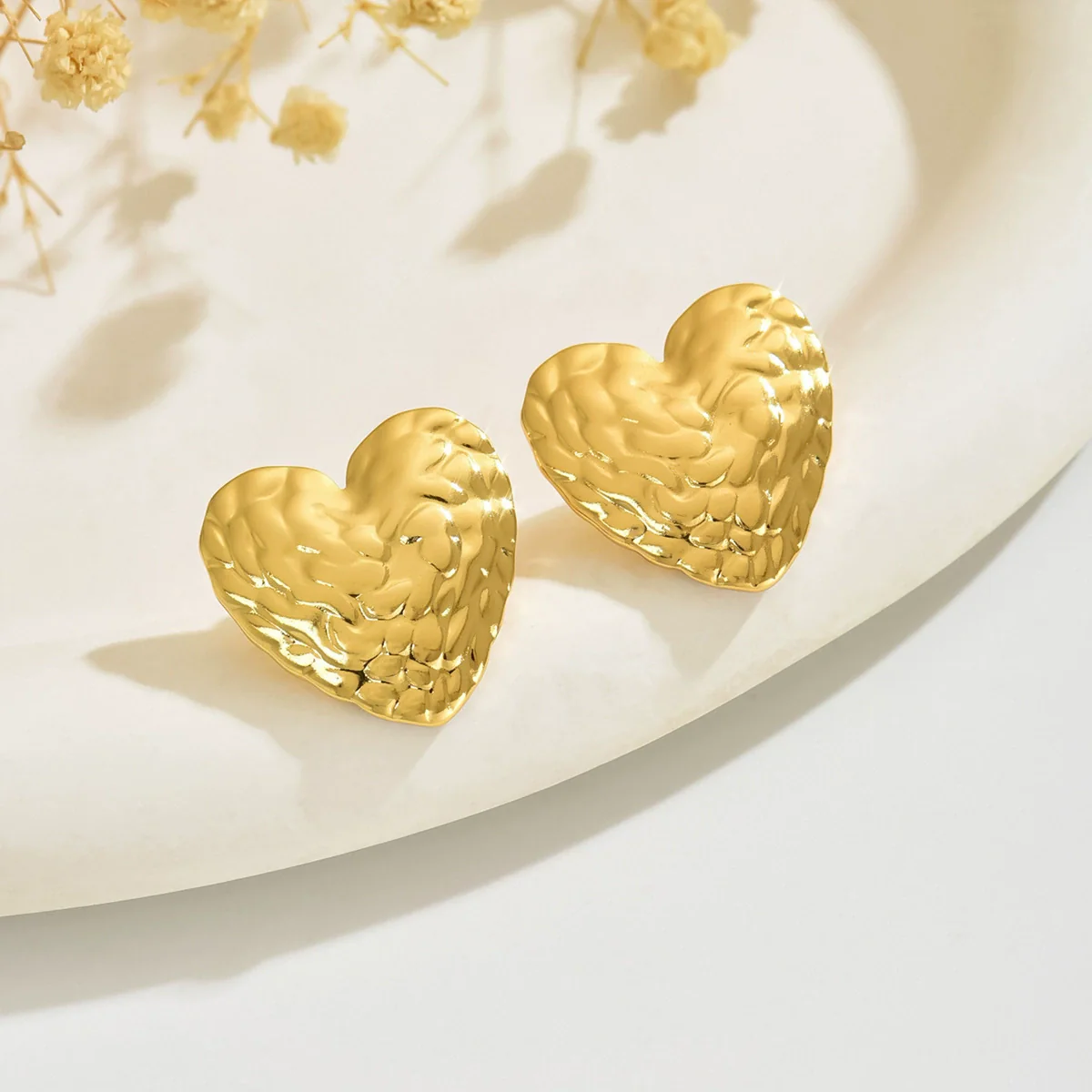 Wholesale Heartshaped Stainless Steel Stamped Earrings For Women - Image 3