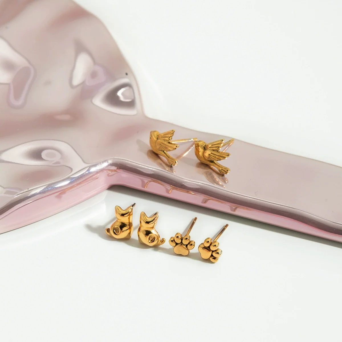 Wholesale Highend Electroplated Stainless Steel Animal And Zodiac Cat Claw Bird Earrings For Women - Image 4