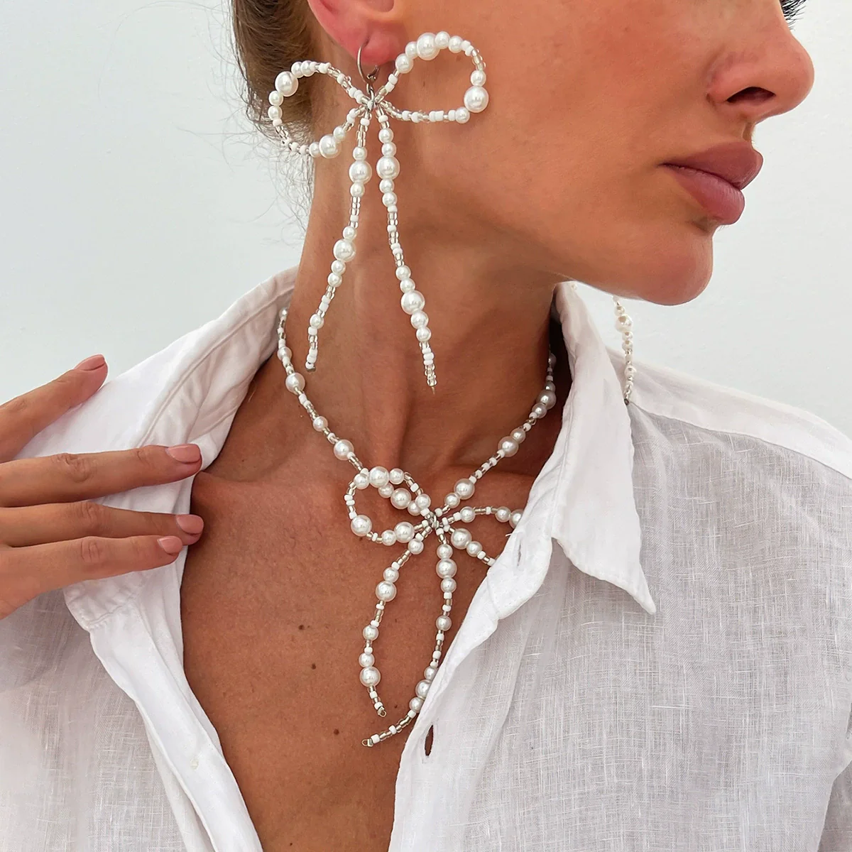 Wholesale Imitation Pearl Handmade Bow Necklace For Women
