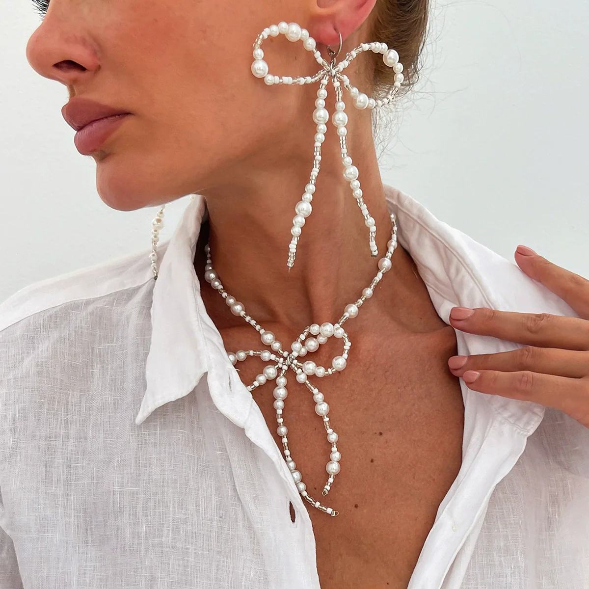 Wholesale Imitation Pearl Handmade Bow Necklace For Women - Image 6