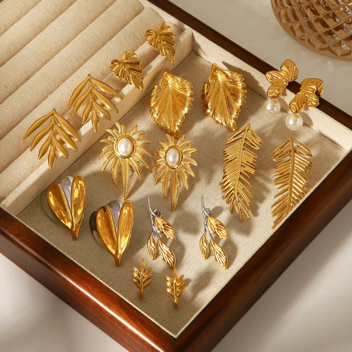 Wholesale Ins Style 18K Gold Electroplated Stainless Steel Geometric Leaf Earrings For Women