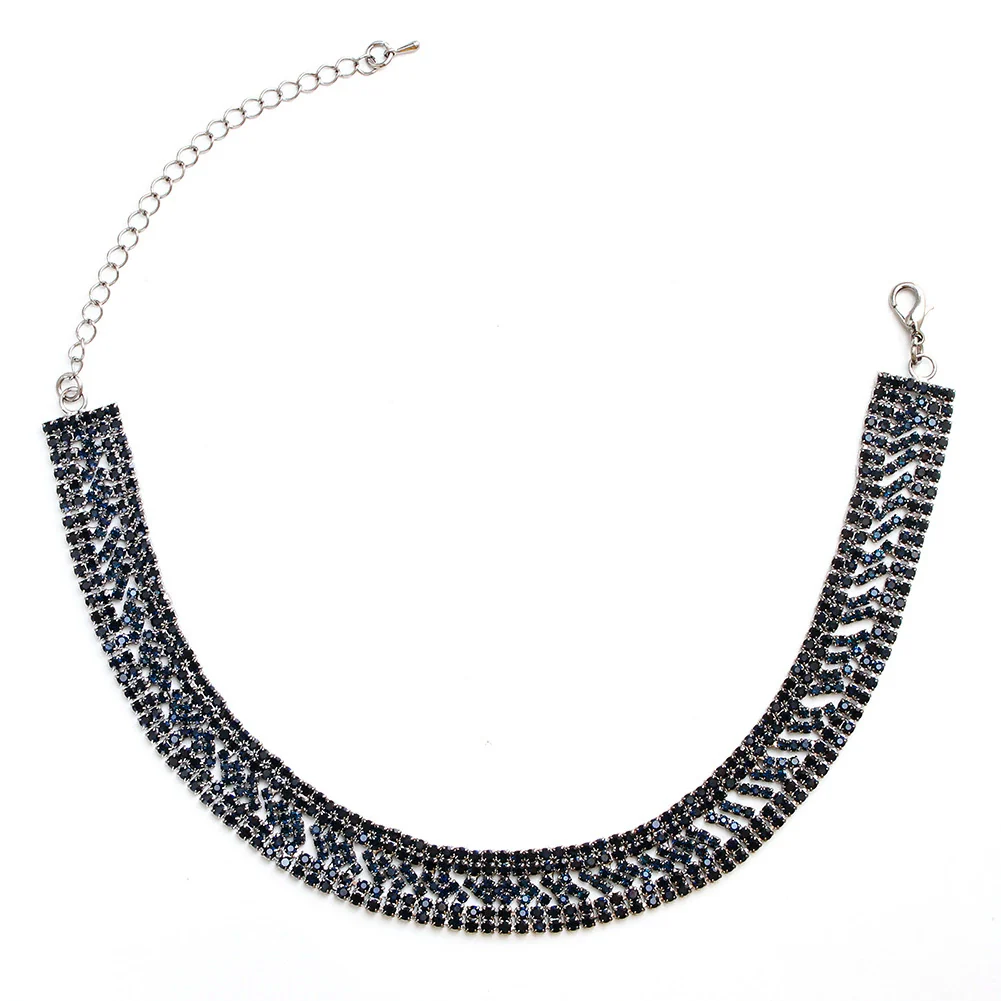Wholesale Jewelry Alloy Geometric Hollow Claw Chain Necklace With Rhinestones Electroplated For Women - Image 5