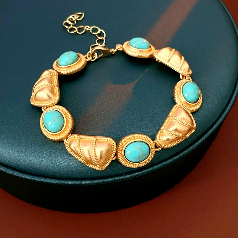 Wholesale Jewelry Alloy Medieval Vintage Style Triangular Heart Water Drop Bell Electroplated Earrings Clavicle Chain Hand Accessories Set - Image 5