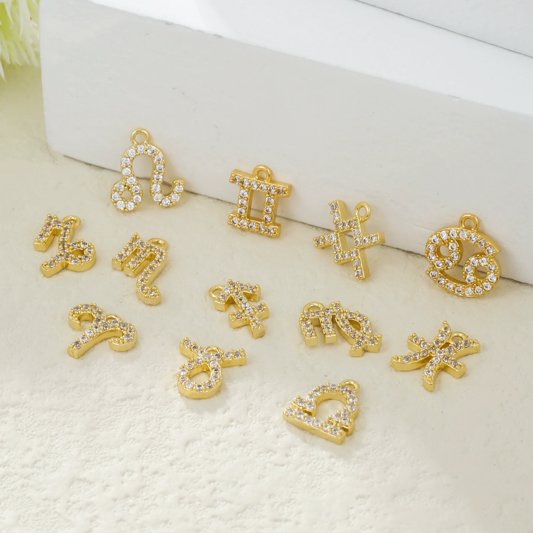 Wholesale Jewelry Constellation Brass 18K Electroplated Micro Set Zircon Pendant - Image 2