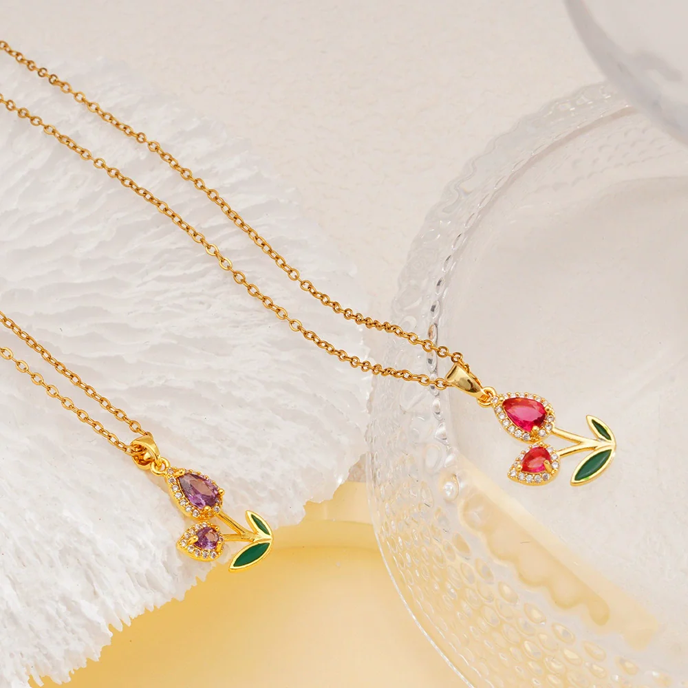 Wholesale Jewelry Copper Inlaid Zircon Electroplated Real Gold Flower Pendant Titanium Steel Chain Women's Necklace - Image 2