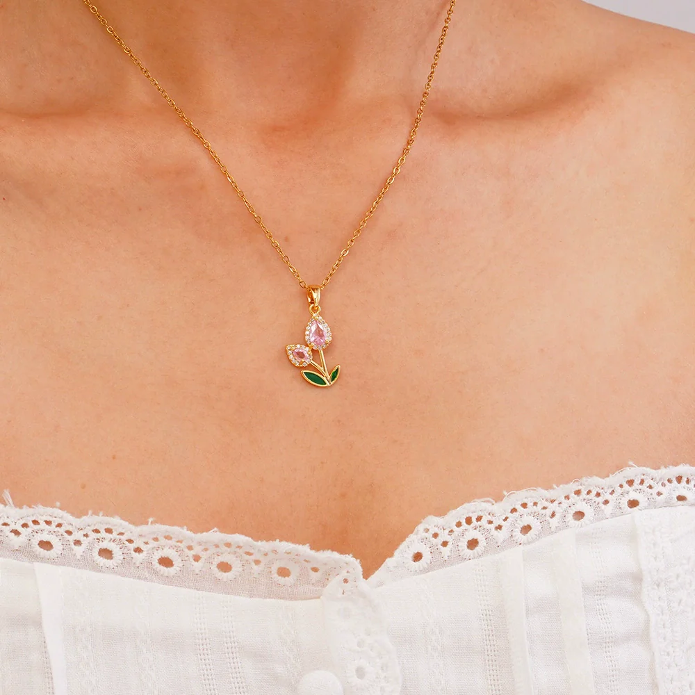 Wholesale Jewelry Copper Inlaid Zircon Electroplated Real Gold Flower Pendant Titanium Steel Chain Women's Necklace - Image 6