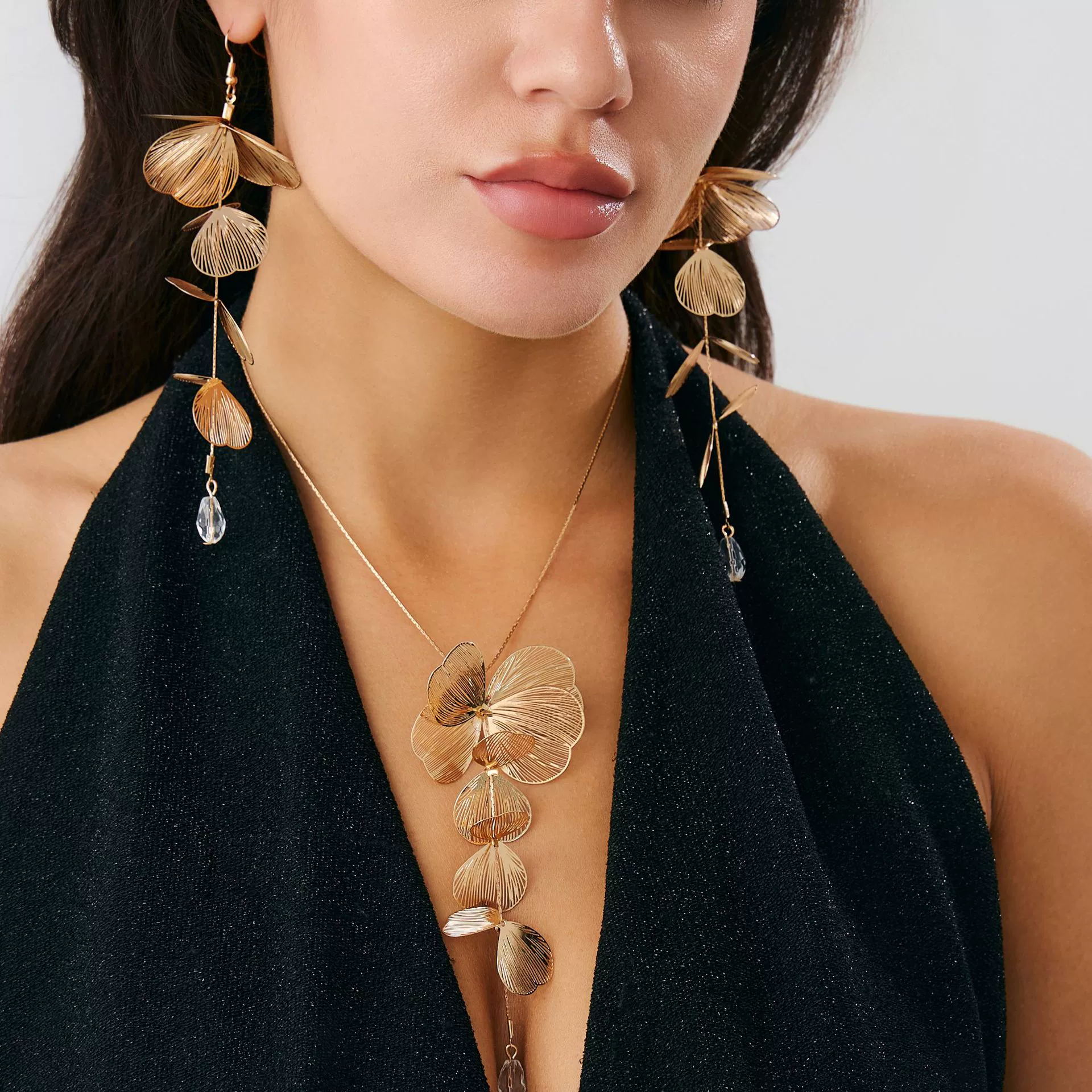 Wholesale Jewelry Copper Leaf Tassel Snake Bone Chain Choker Retro Style - Image 19