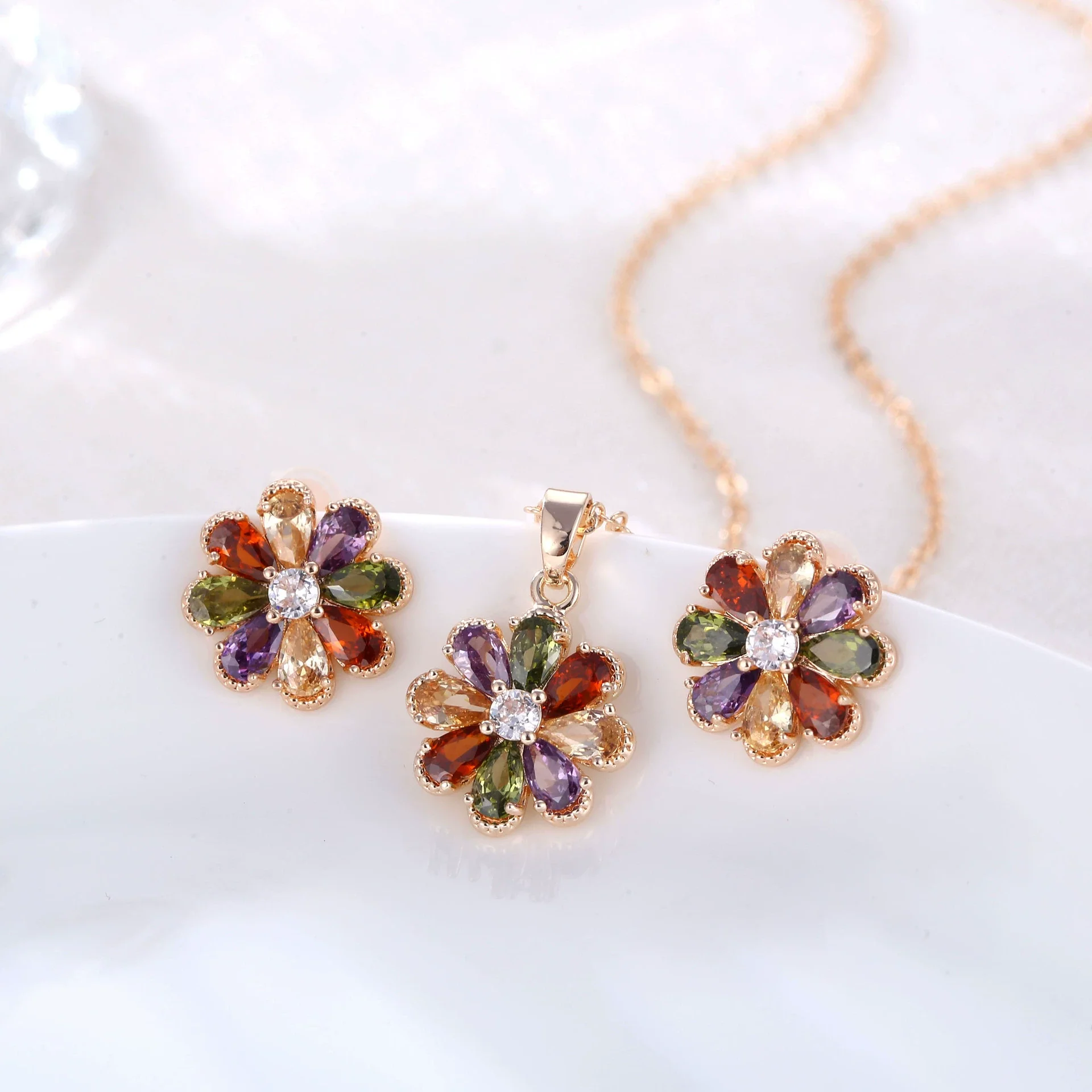 Wholesale Jewelry Copper Zircon Light Luxury Plant Flowers Ochain Earrings Necklace Set