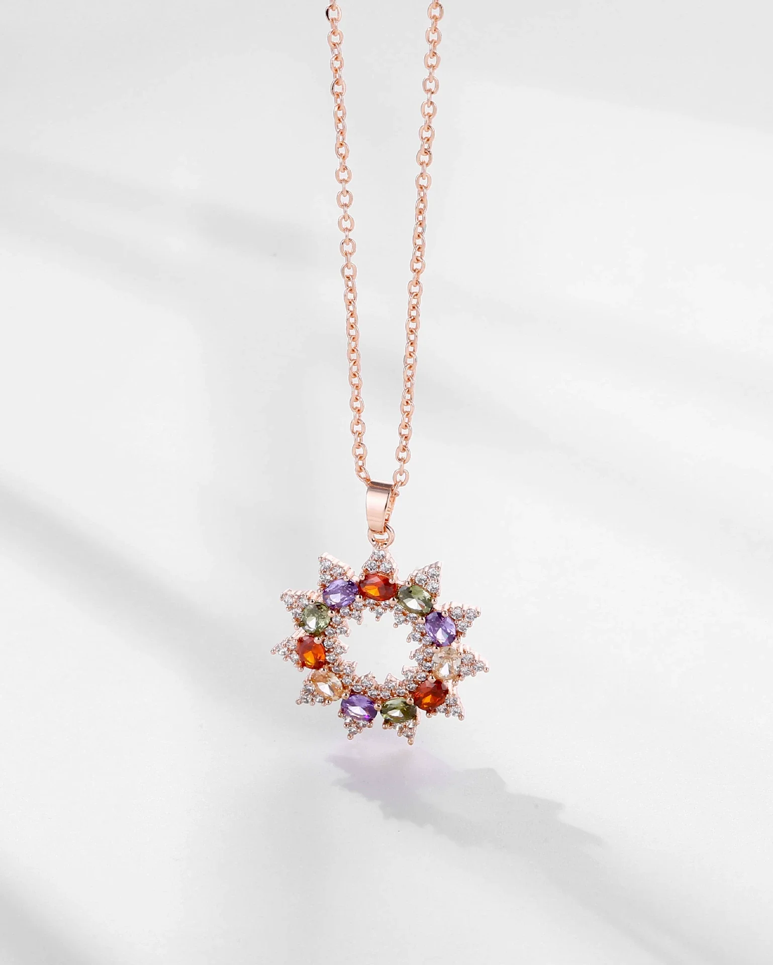 Wholesale Jewelry Copper Zircon Women's Natural Flower Pendant Ochain Necklace - Image 6