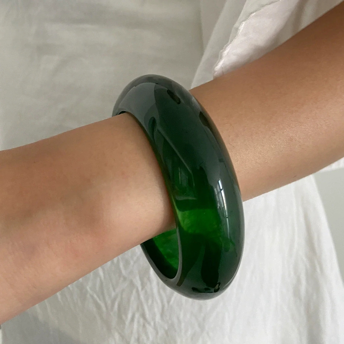 Wholesale Jewelry Elegant Geometric Resin Bracelet Polish Design - Image 7