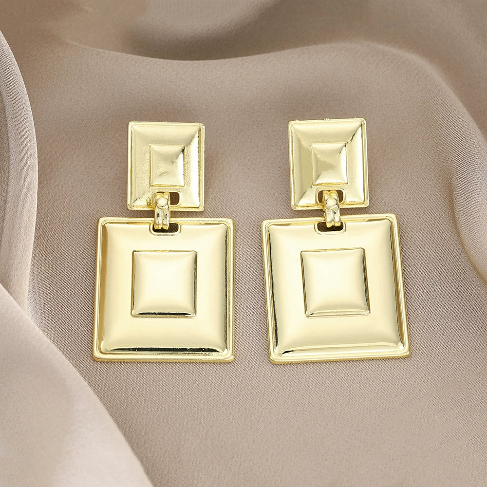 Wholesale Jewelry Geometric Irregular Alloy Earrings Retro Simple Style - Image 6