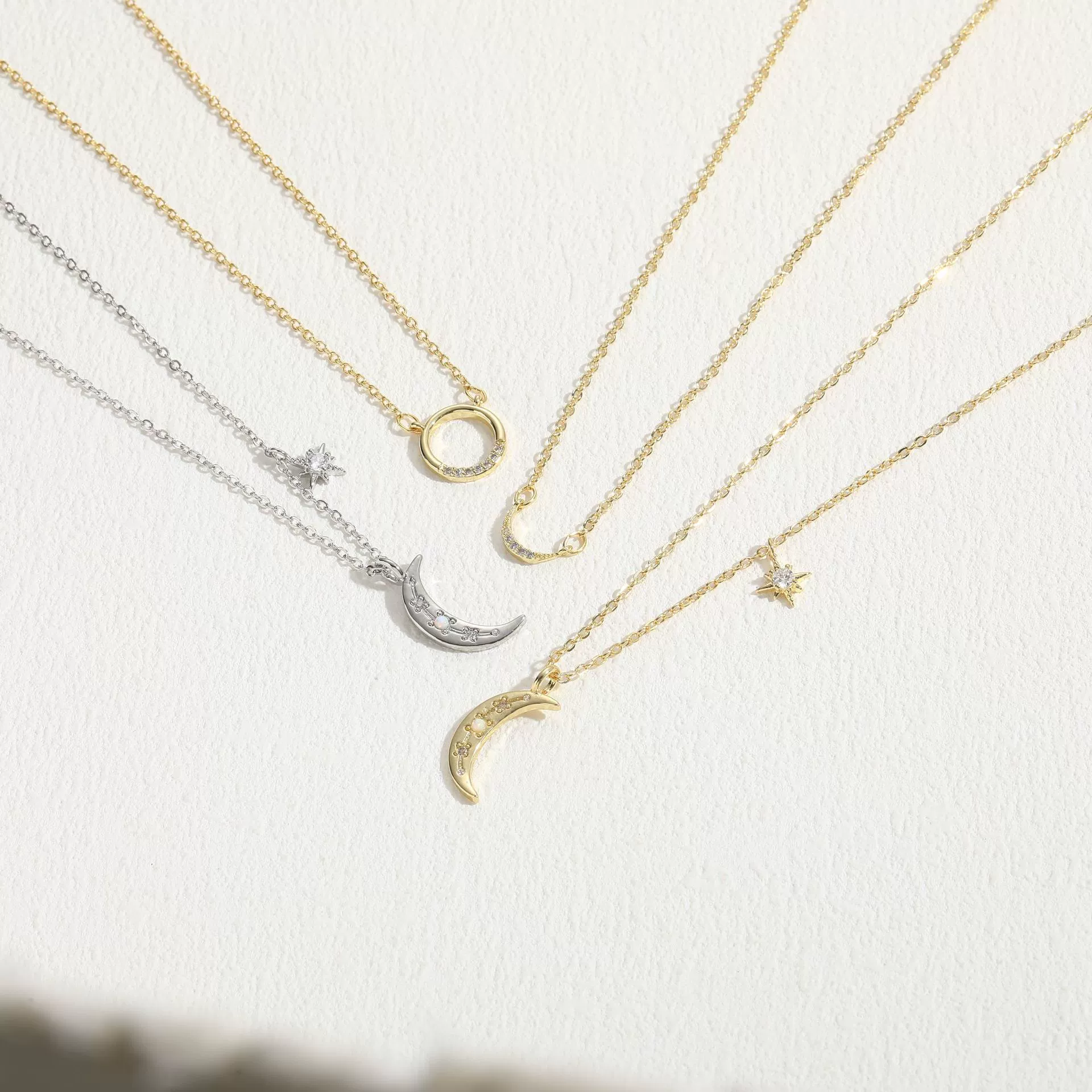 Wholesale Jewelry Geometric Zircon Copper Electroplated Clavicle Necklace For Women Light Luxury Style - Image 4