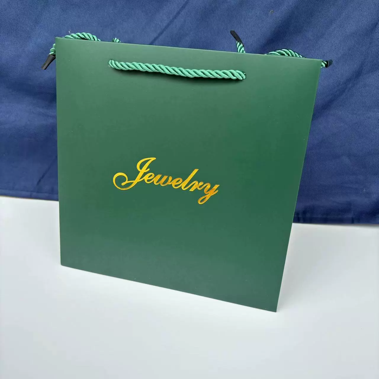 Wholesale Jewelry Gift Bag Made Of High Quality White Cardboard - Image 6