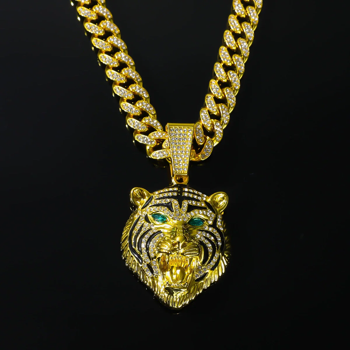 Wholesale Jewelry Hip Hop Style Zinc Alloy Lion Head Pendant Necklace With Full Diamond Design - Image 3