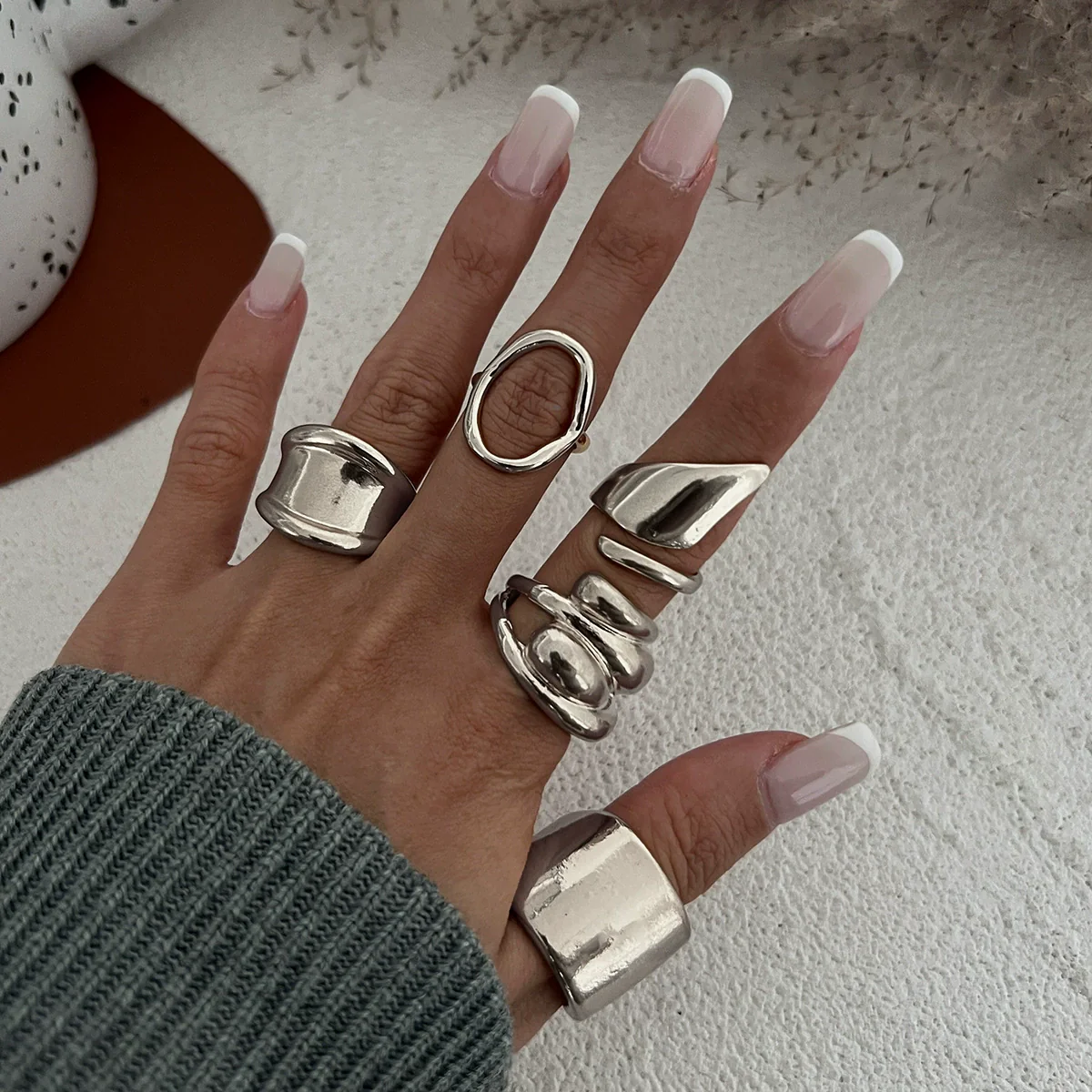 Wholesale Jewelry Hiphop Style Zinc Alloy Geometric Irregular Joint Ring Set For Women With Electroplating - Image 16