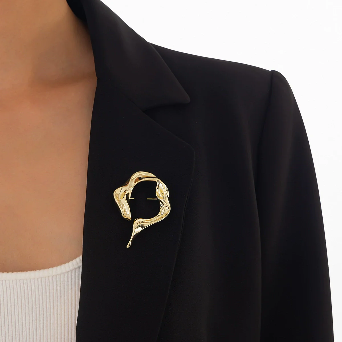 Wholesale Jewelry Minimalist Style Geometric Alloy Liquid Irregular Brooch For Women Electroplated - Image 6