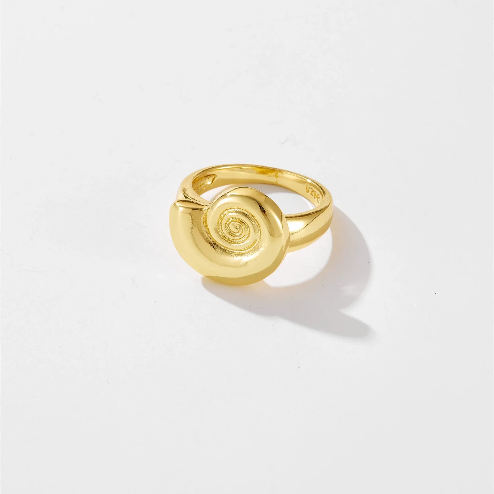 Wholesale Jewelry Punk Style Snail Design Copper Ring With Platinum And 18K Gold Electroplating For Women - Image 3