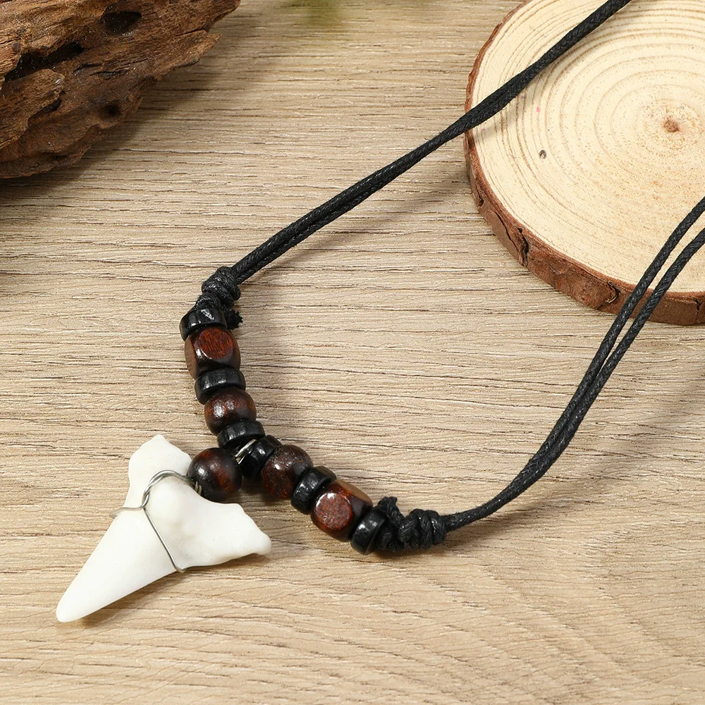 Wholesale Jewelry Retro Bohemian Wooden Beads Shell Pendant Shark Teeth Handmade Necklace - Image 6