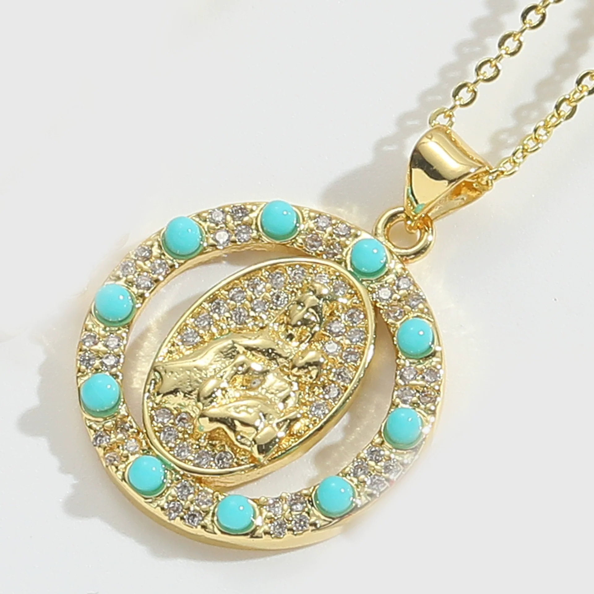 Wholesale Jewelry Retro Discshaped Geometric Copper Mixed Gemstone Setting Inlaid Pearl Electroplating Pendant Clavicle Chain Necklace For Women - Image 9