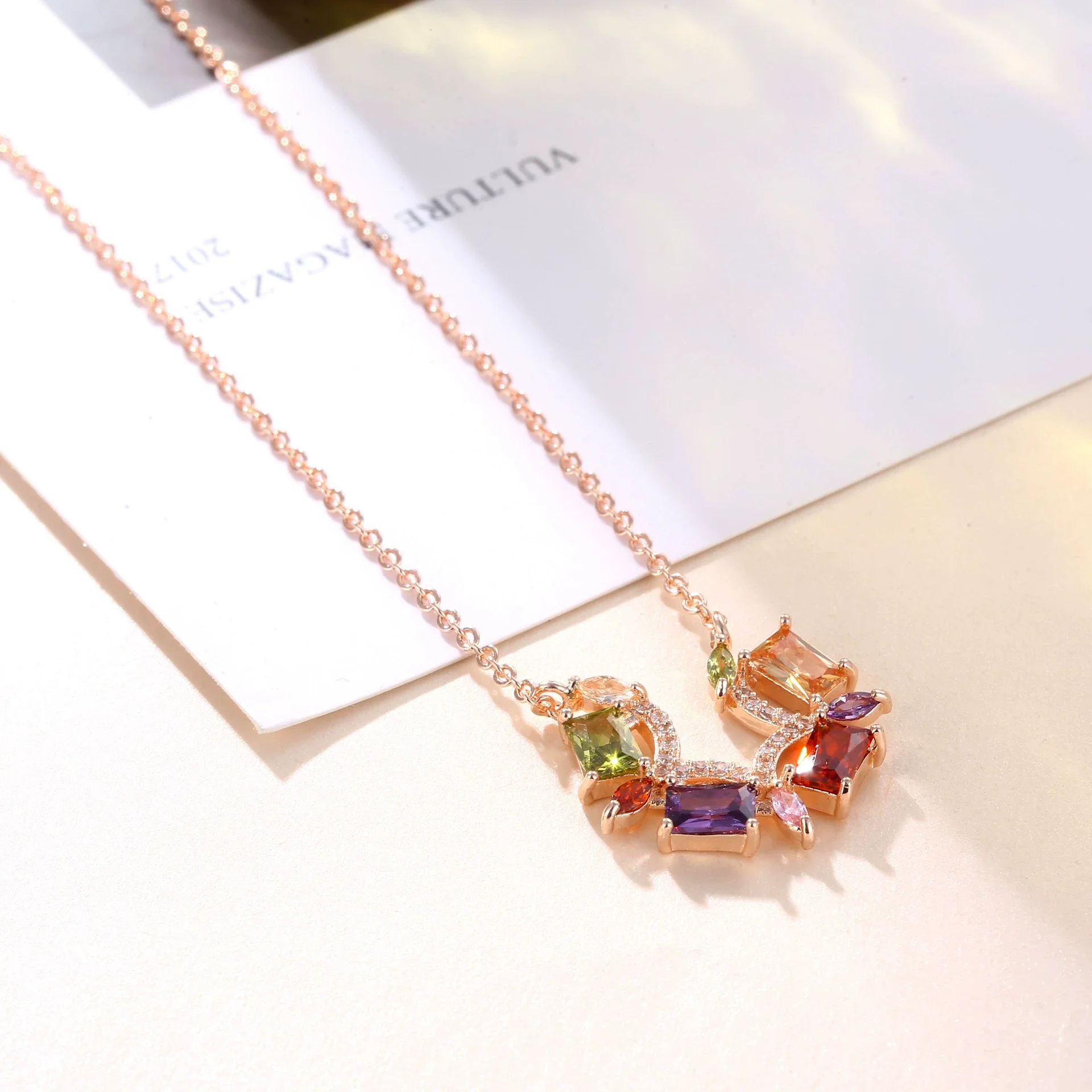 Wholesale Jewelry Retro Simple Fashion Inlaid Artificial Zircon Ochain Necklace With Geometric Pattern - Image 2