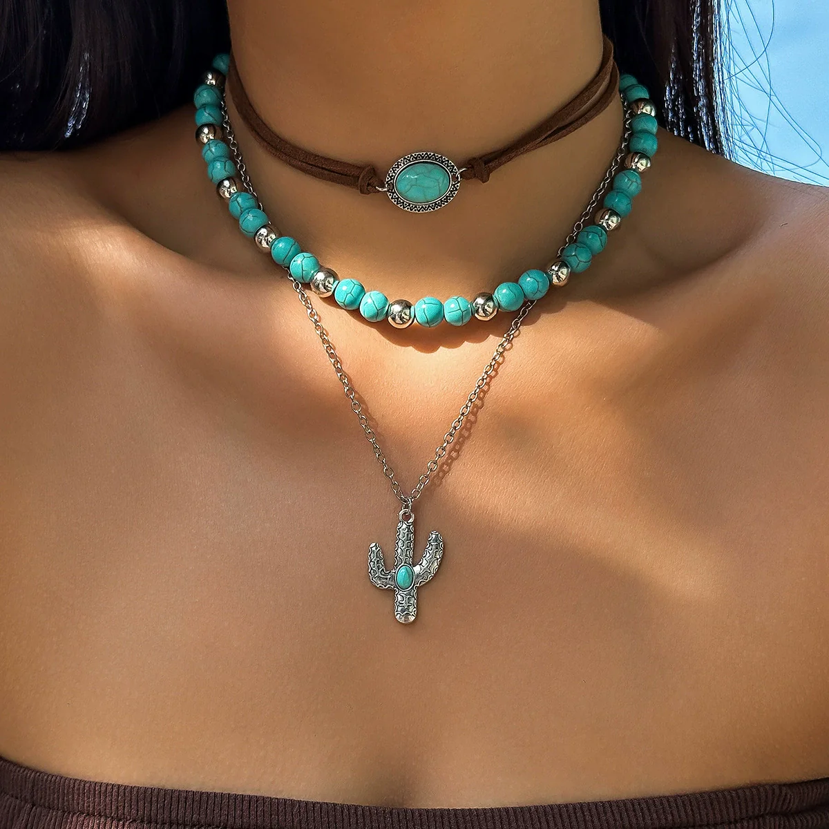 Wholesale Jewelry Retro Style Geometric Zinc Alloy Electroplated Cow Head Beaded Ball Chain Clavicle Necklace For Women - Image 2