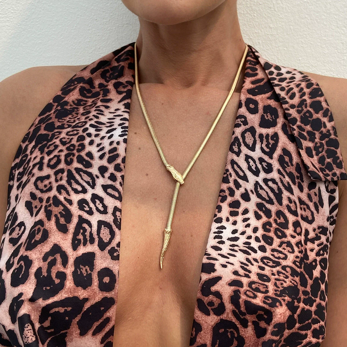 Wholesale Jewelry Simple Snake Bone Chain Alloy Pendant Necklace With Animal Zodiac Design And Electroplating - Image 6