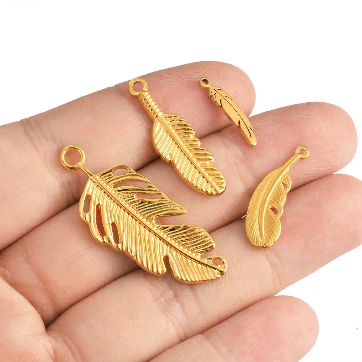 Wholesale Jewelry Stainless Steel Golden Feather Leaves Pendant Electroplated Accessories Necklace Earrings - Image 2