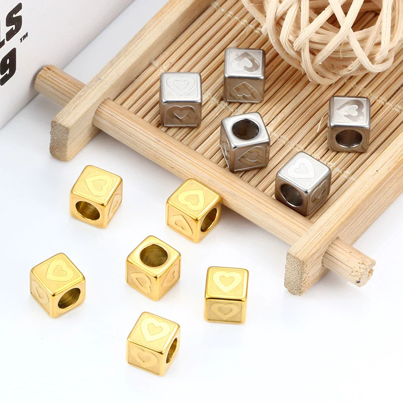 Wholesale Jewelry Stainless Steel Square Love Relief Electroplated Necklace Bracelet Accessories