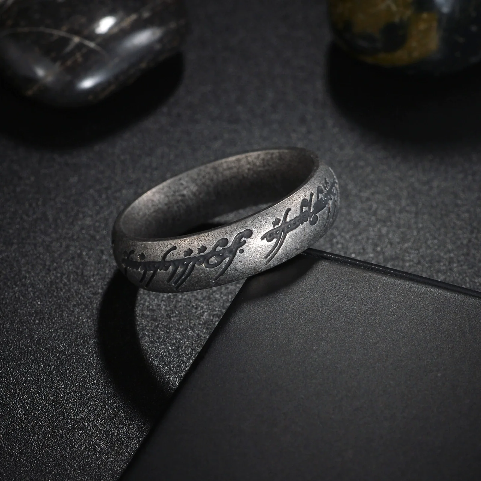 Wholesale Jewelry Titanium Steel Men's Ring Old Craft Distressed Geometric Style - Image 2