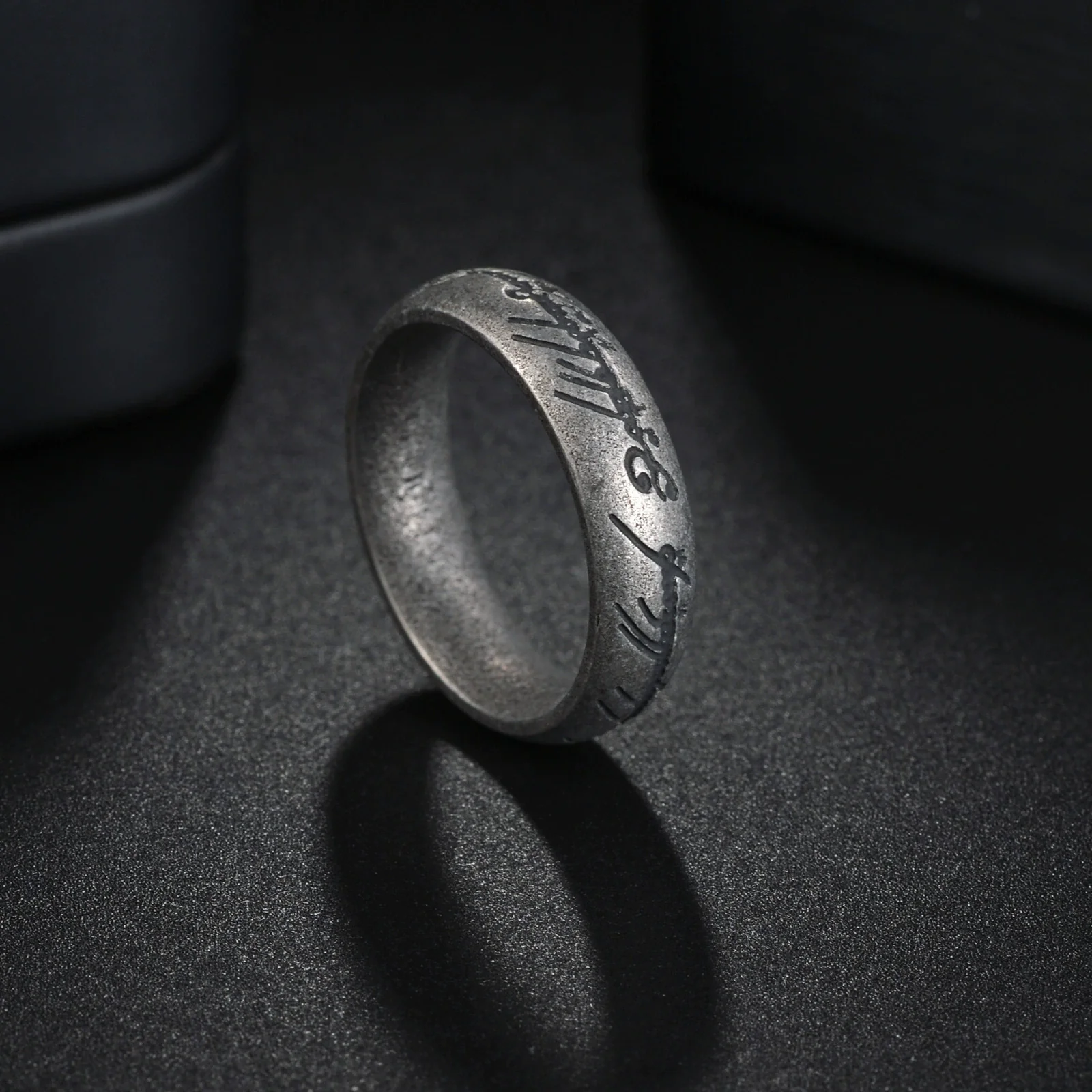 Wholesale Jewelry Titanium Steel Men's Ring Old Craft Distressed Geometric Style - Image 4