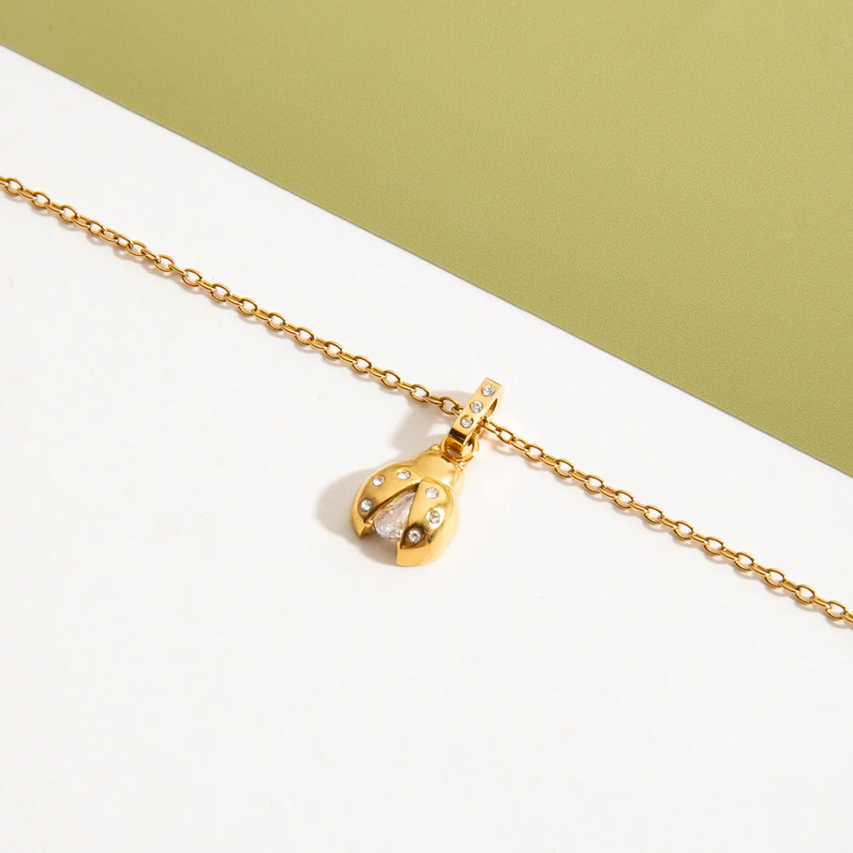 Wholesale Ladybug And Cross Pendant Necklace Electroplated 18K Gold Stainless Steel Fine Jewelry For Women - Image 3