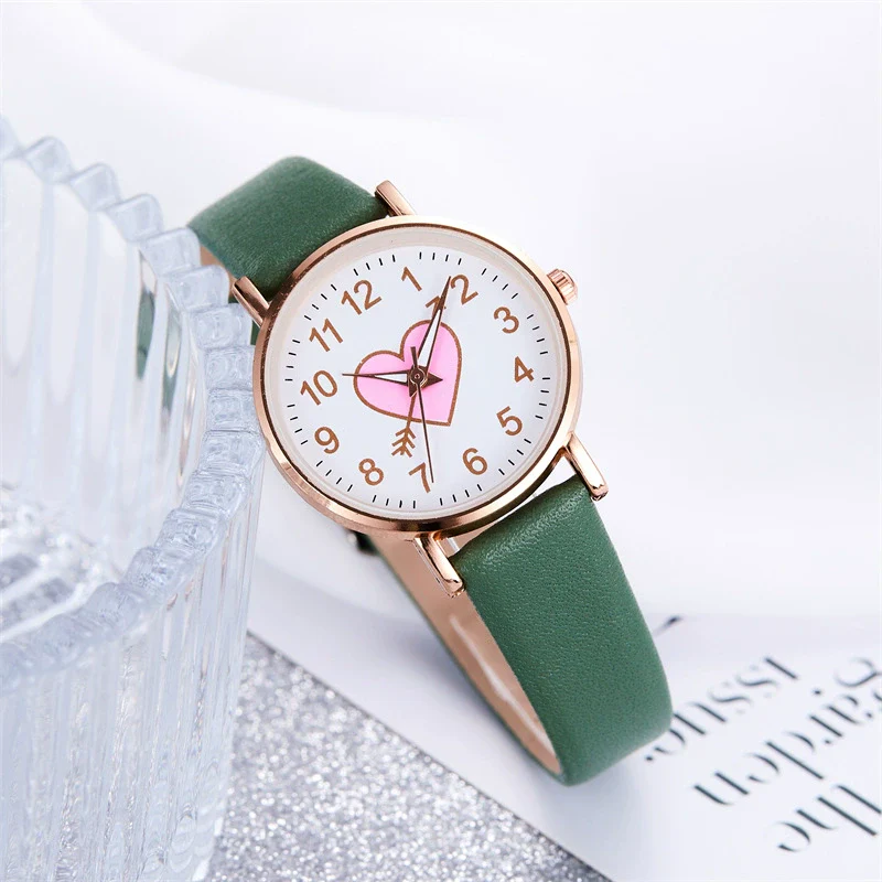 Wholesale Leisure Style Alloy And Imitation Leather Pink Round Quartz Watch With Arrow Piercing Heart Design For Female Students - Image 2
