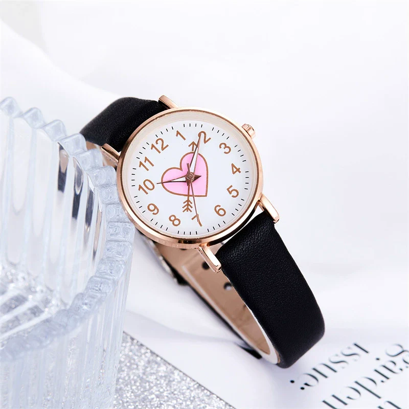 Wholesale Leisure Style Alloy And Imitation Leather Pink Round Quartz Watch With Arrow Piercing Heart Design For Female Students - Image 5