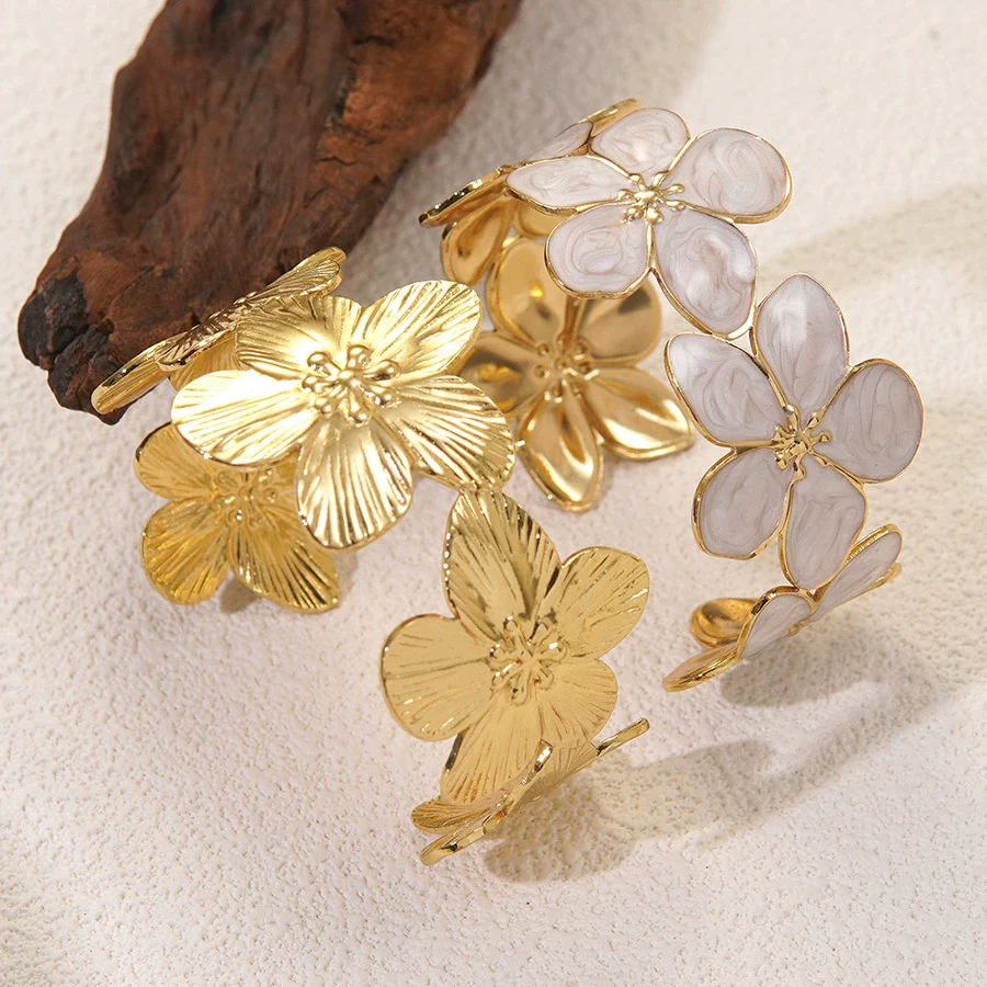 Wholesale Light Luxury Dripping Oil Flower Stainless Steel Bracelet Jewelry - Image 3