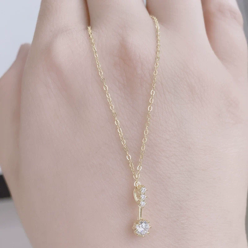Wholesale Light Luxury Geometric 925 Sterling Silver Necklace With Four Diamond Zircon Pendant And Ochain Microinlay Style For Women - Image 2