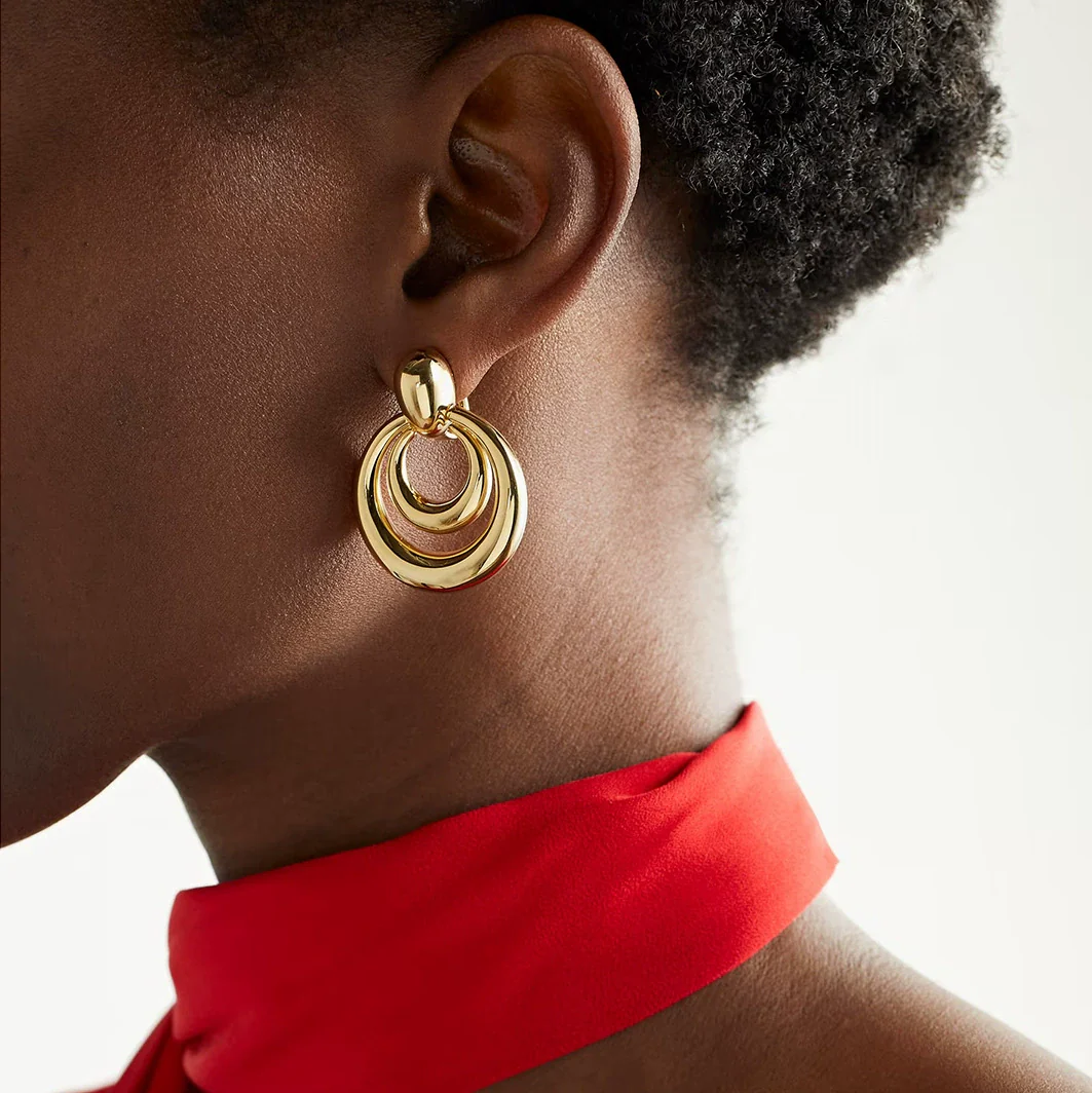 Wholesale Light Luxury Geometric Electroplated Stainless Steel Round Doublelayer Hollow Earrings For Women - Image 3